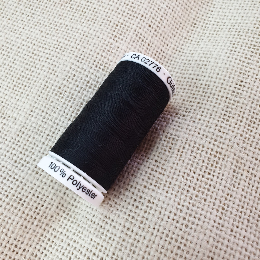 Gutermann 250m Polyester Thread - Col. 000 Black