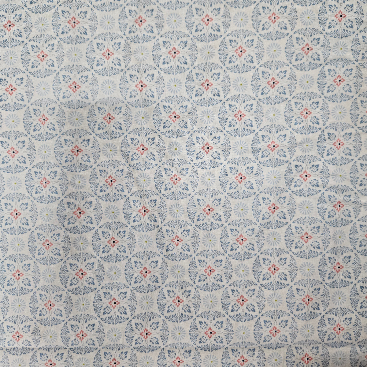Summer Loft - Medallion Blue