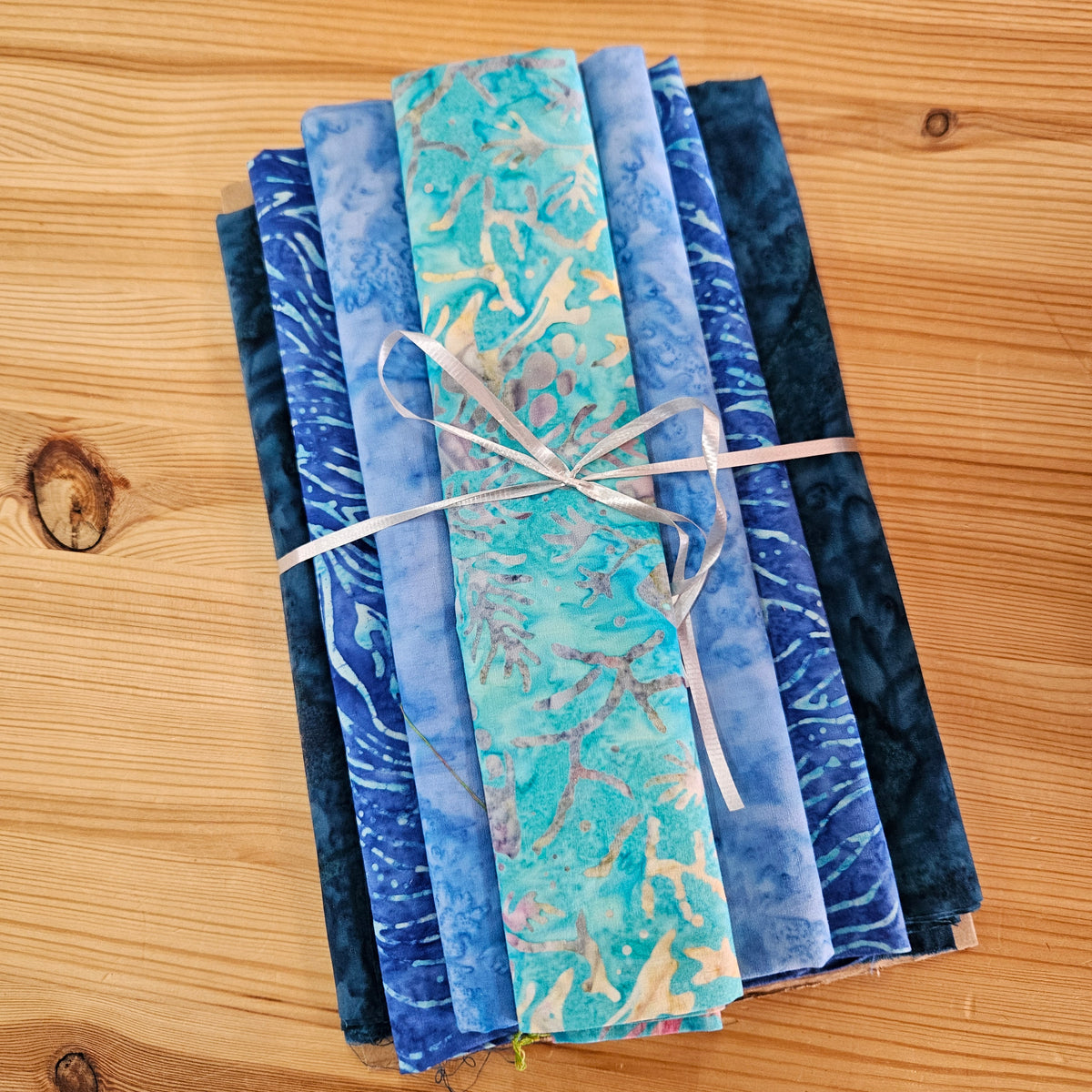 Remnant Craft Fabrics - Blue Batik