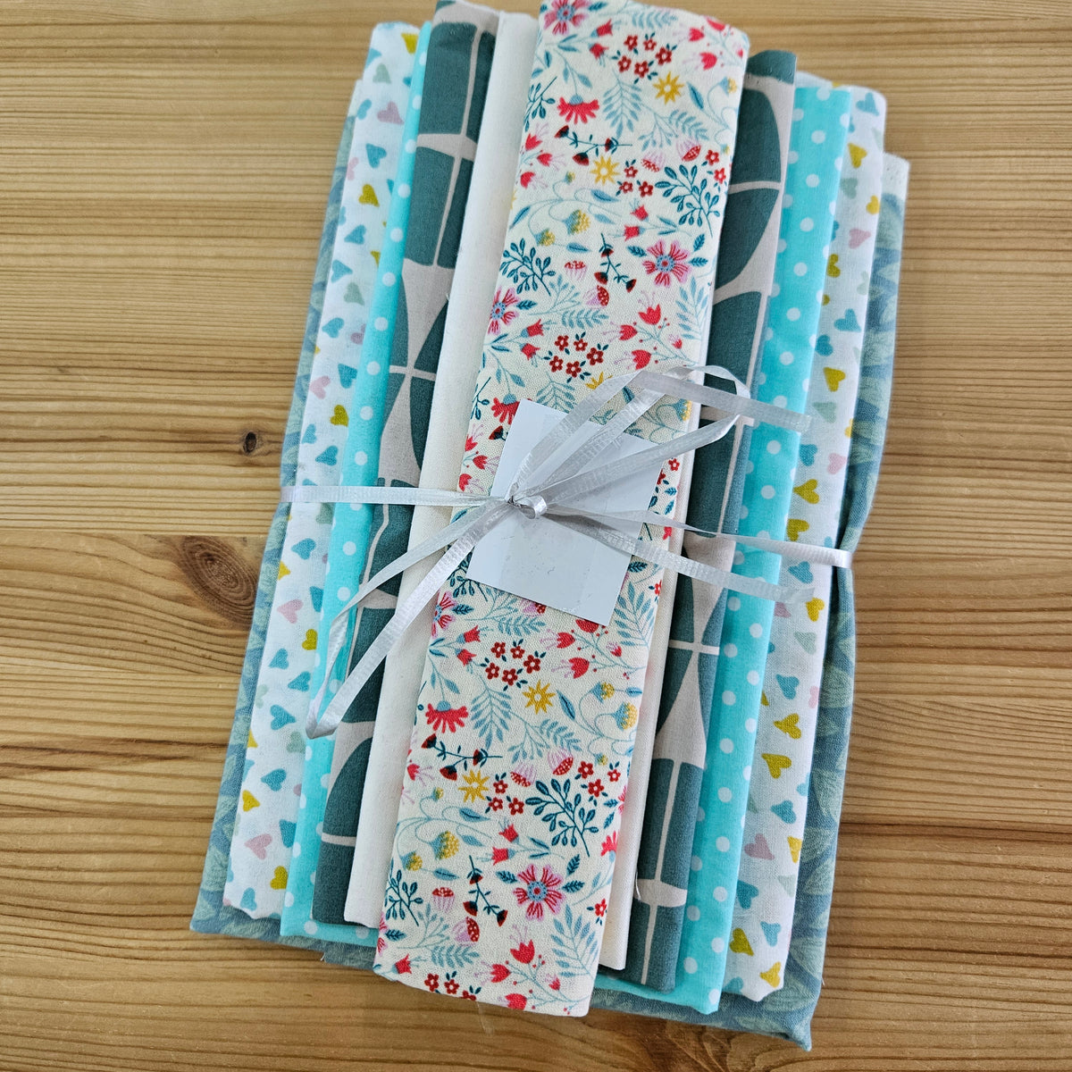 Remnant Craft Fabrics - Aqua Moments