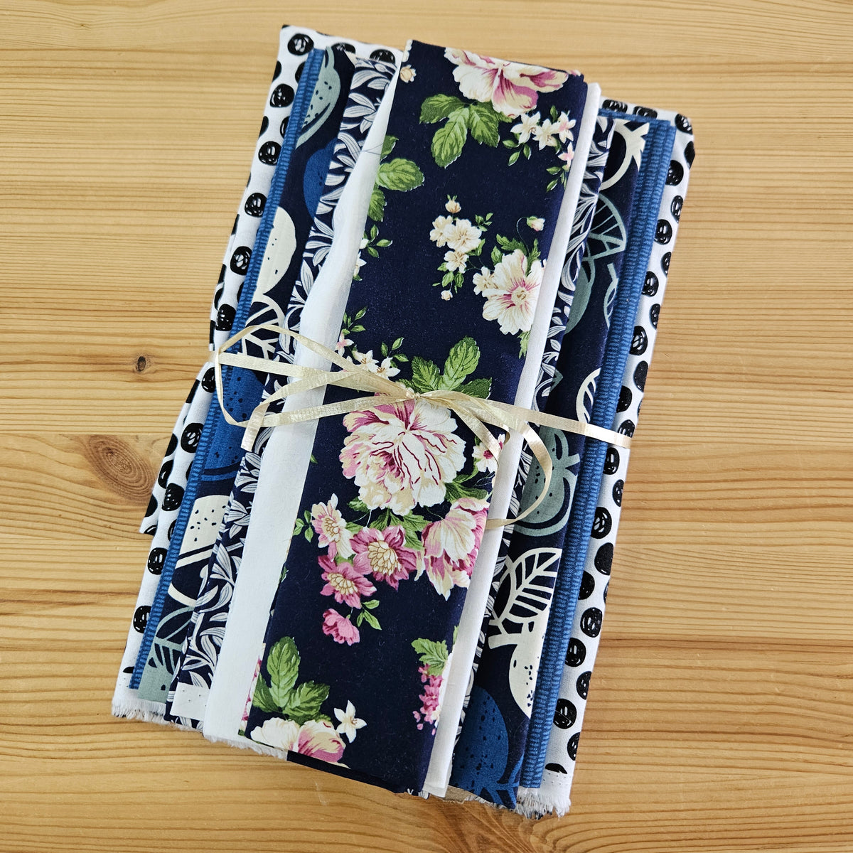 Remnant Craft Fabrics - Deep Blue Hues