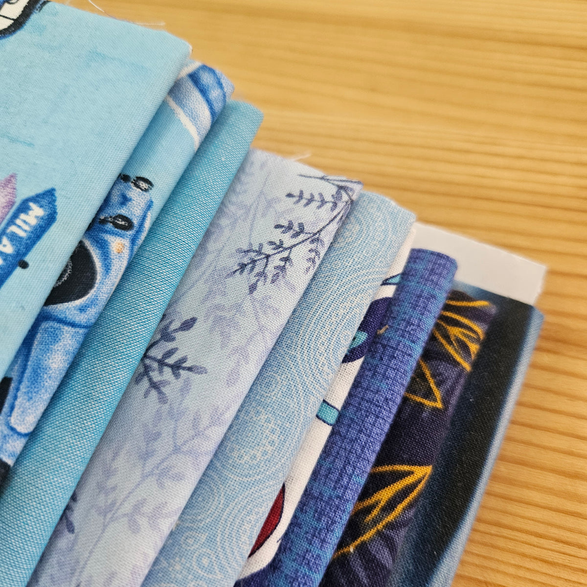 Remnant Craft Fabrics - Blue Pack