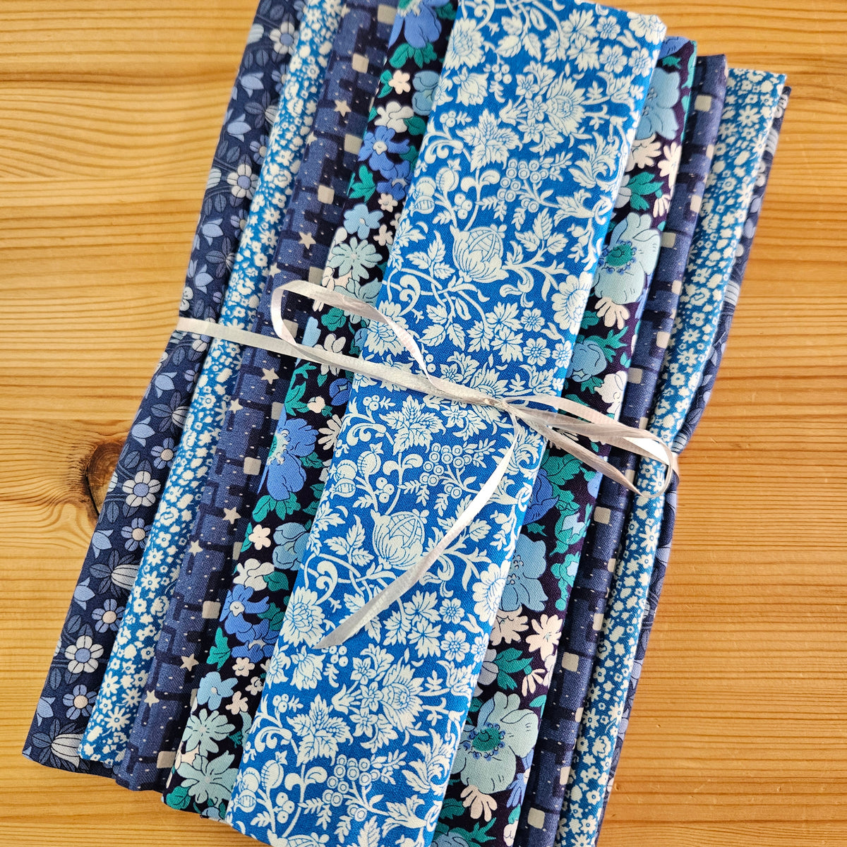 Remnant Craft Fabrics - Blue Liberty