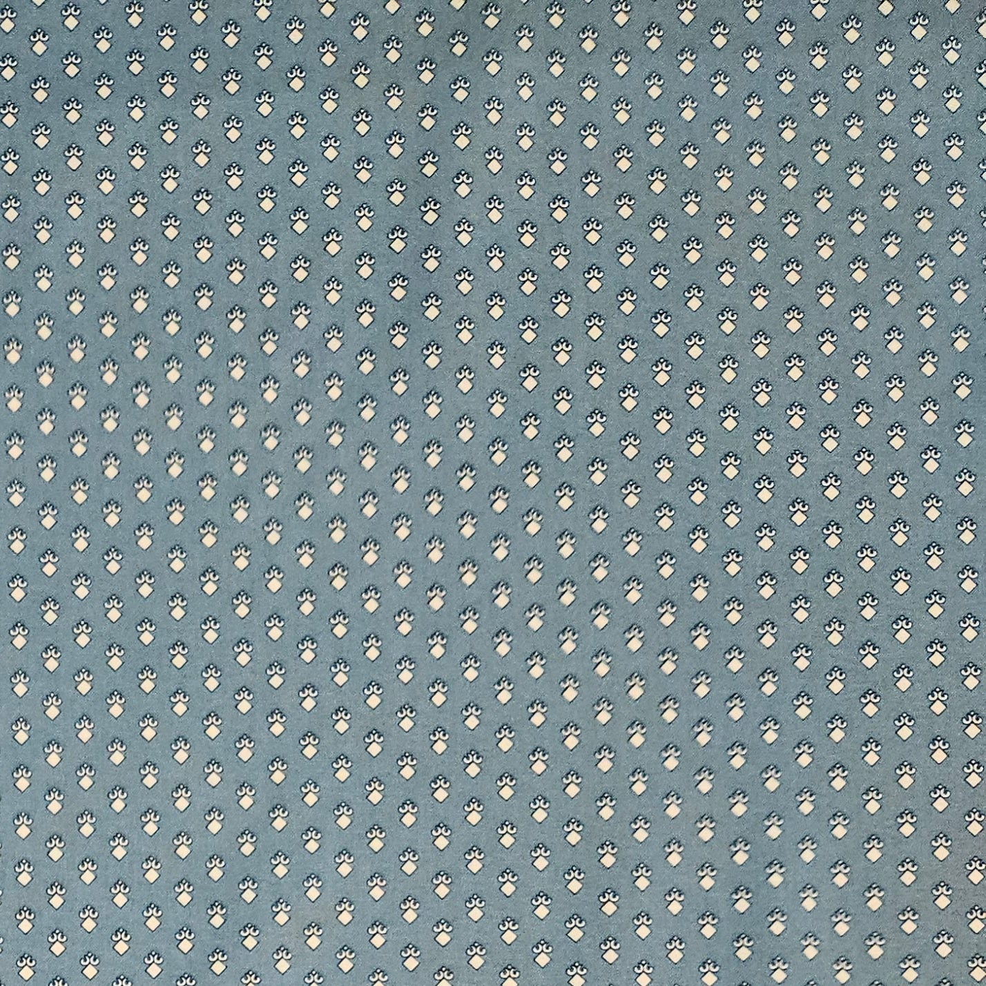 Blue Dahlia - Fleur de Lis