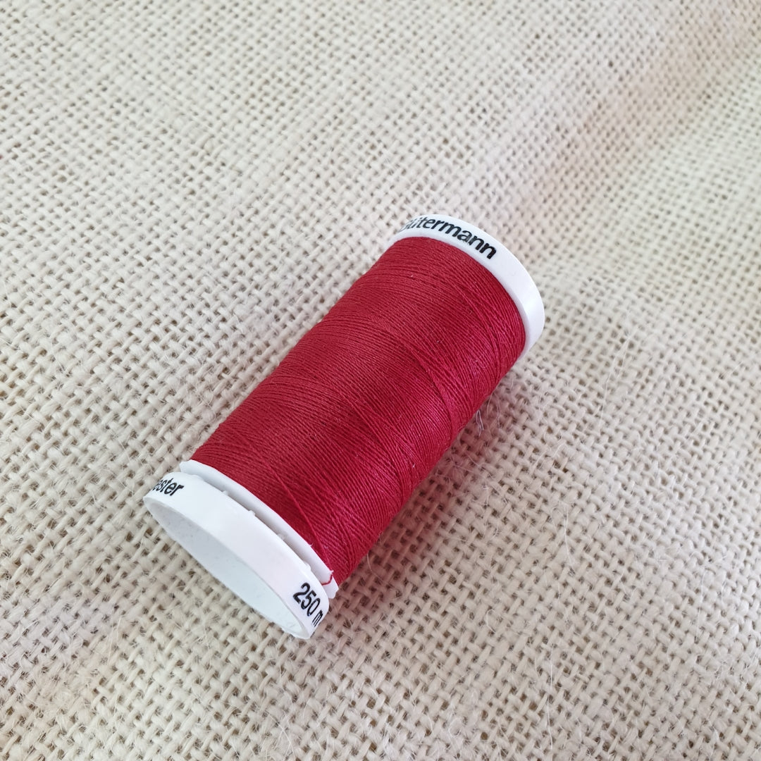 Gutermann 250m Polyester Thread - Col. 46